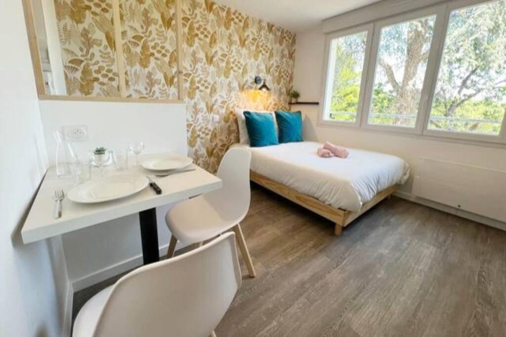 Suite Le Studio Mangue - Cosy & Vue Sur Le Jardin - Plages A Proximite Saint-Nazaire  Exterior photo